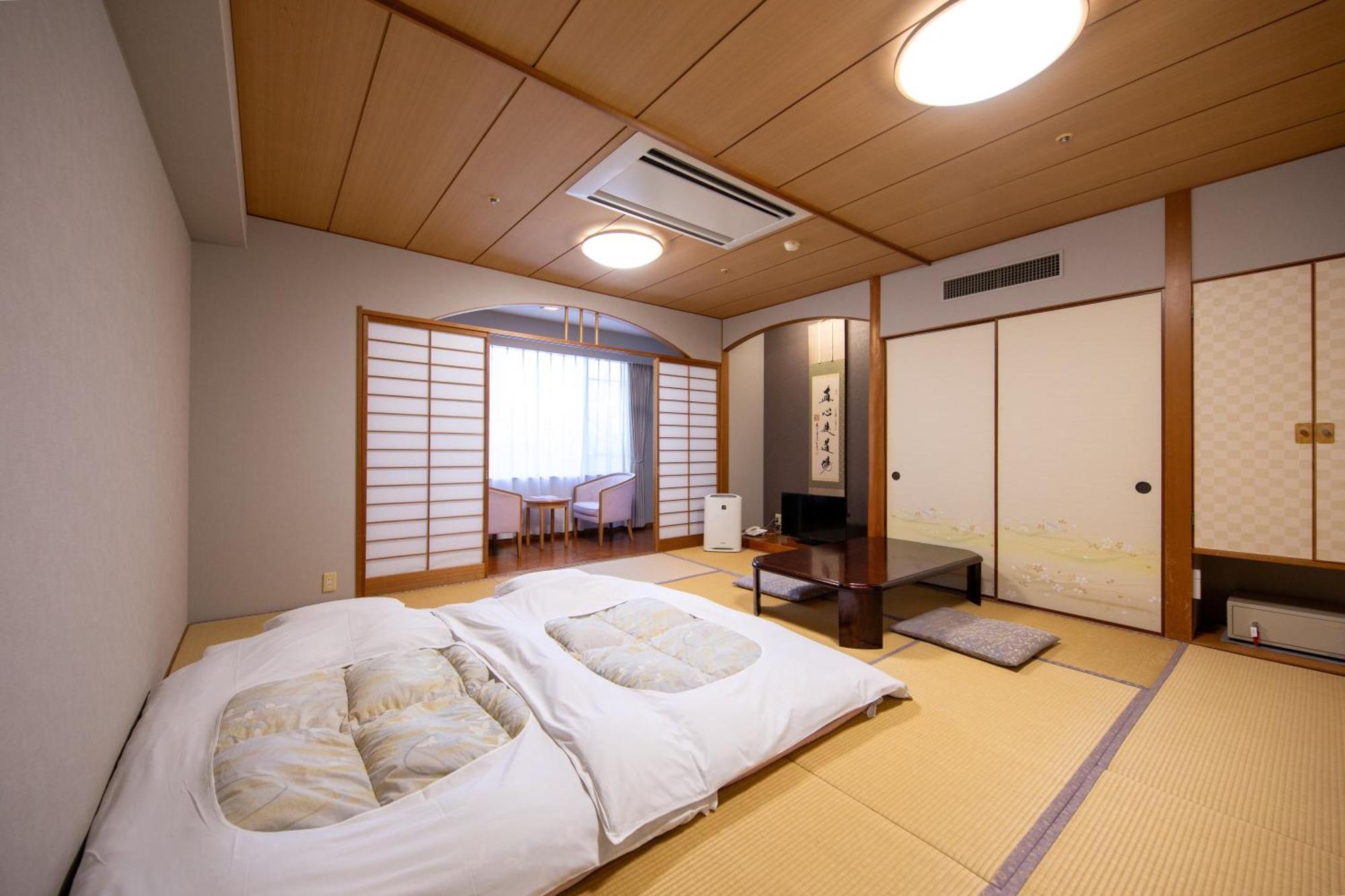 Yufuin Hotel Shuhokan Экстерьер фото