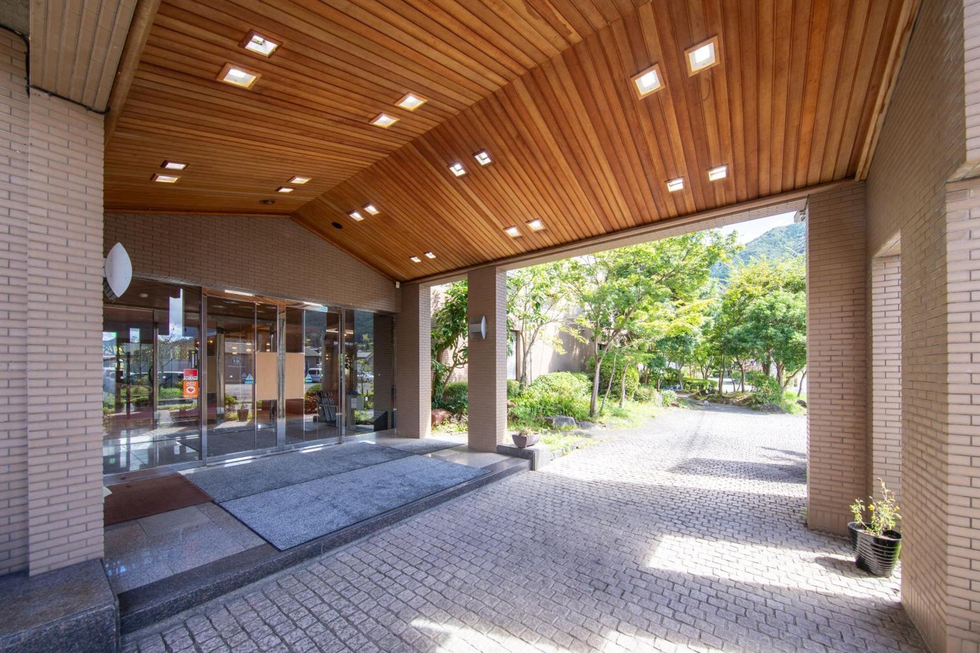 Yufuin Hotel Shuhokan Экстерьер фото
